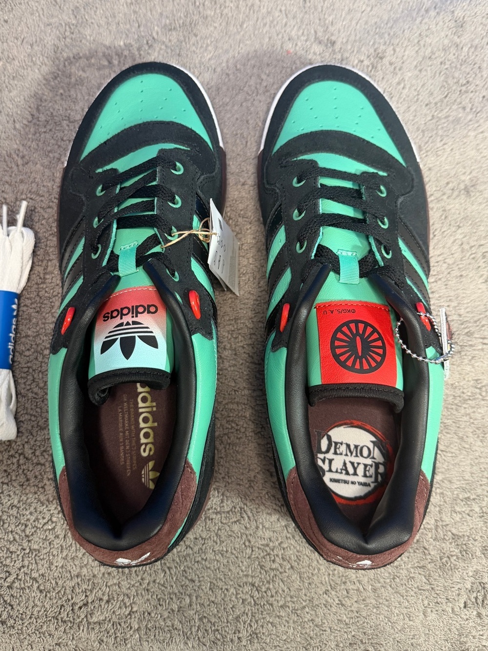 Adidas rivalry low Demon Slayer tajiro
Brand new - Picture 5 of 8